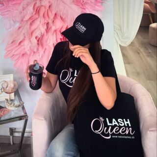 Nouvelle collection LashQueen de @swisslashes.ch 
#lashexpert #lashmaker #extensiondecilslausanne