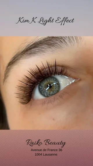 Extensions de cils 
Effet 🤍 Kim K LIGHT
Couleur 🤍 Natural Brown
Cils 🤍 @swisslashes.ch 
Modèle 🤍 @aslashes_nails 

Raiko Beauty 
Avenue de France 36 
1004 Lausanne 

#lashmaker #extensiondecilslausanne #lashexpert #cilslausanne #extensionscilslausanne #cilsacils #formationextensiondecils #kimkardashian