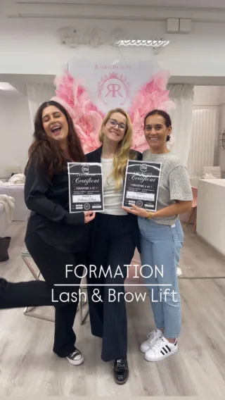 Bravo à mes élèves pour leur réussite et patience durant 
LA FORMATION MYLAMINATION EN REHAUSSEMENT DE CILS, teinture et LashBotox.

La Formation en rehaussement de cils et LashBotox MyLamination est donné par la formatrice diplômée MyLamination en Suisse 🇨🇭 à Raiko Lashes Académie située à l’avenue de France 36, 1004 Lausanne.

La formation contient 4 modules ✔️
 1. Vitamine LashBotox
 2. Lamination et rehaussement de cils
 3. Lamination de sourcils BONUS CADEAU 🎁 
 4. Teinture de cils et sourcils 

- Start KIT LAMINATION CILS est offert pour 10-15 clientes environ;
- Livret de formation le plus complet;
- Durée de la formation - 1 journée ( de 9h30 à 17h) 
- La pratique sur une modèle effectuée par la formatrice- la procédure de Lash lift 
- partie pratique sur votre modèle- la procédure de Lash lift 
- Certificat de formation MyLamination est offert à la fin de la formation 🎓
- Suivi après la formation 

Date de formation - à voir sur le lien 
( de 9h30 à 17h) 

#cilslausanne #raikobeauty #formationextensiondecils #lashmaker #browliftlausanne