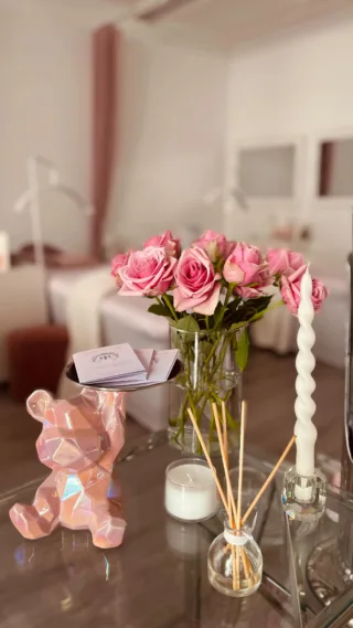 Chez Raiko Beauty, chaque instant est une invitation à lâcher prise. 🌸
Dès que vous franchissez nos portes, nous transformons votre visite en une expérience douce, apaisante et précieuse… rien que pour vous. 🤍
Parce que votre beauté mérite d’être choyée, et votre esprit, apaisé.

#RaikoBeauty #MomentDeRelaxation #BeautéEtBienÊtre #InstitutDeBeauté #LashArtist #ExtensionsDeCils #CilsParfaits #BeautéNaturelle #SoinsBeauté #MomentPourSoi #PrendreSoinDeSoi #RelaxationAbsolue #SwissBeauty #LausanneBeauty