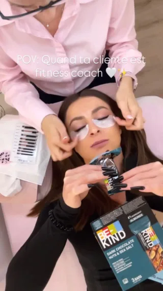 Le vrai luxe ? Ne jamais choisir entre féminité et performance ✨
Extensions de cils + training improvisé = GlowUp inside & out 💪🏼👑

@joellemichaca 🤍