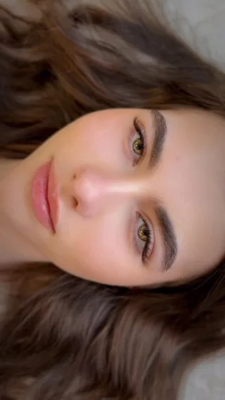 Pourquoi j’adore travailler les Coffee Brown Lashes ?
🤎 Ils adoucissent le regard
🤎 Ils s’harmonisent parfaitement avec les peaux chaudes & les cheveux marron
🤎 Ils donnent un effet « glow naturel » sans effort
Résultat : une intensité subtile, chic et 100% personnalisée.

#raikobeauty #cilslausanne #formationextensiondecils #lashmaker #extensiondecilslausanne #extensionscilslausanne #cilsacils #foxlashes #extensionsdecils